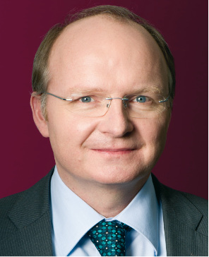 Amelung, Univ.-Prof. Dr. oec. Volker E. 