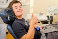 Tag der Zahngesundheit 2023: Menschen mit Handicap 